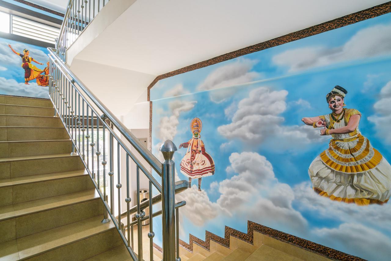 Blue Bell Cochin Airport Hotel Nedumbassery Bagian luar foto